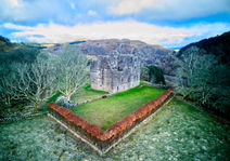 MID0013 Carnasserie Castle