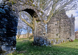 MID0003 Carnasserie Castle