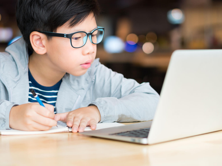 How to Recommend Lenses for Students With Long Study Hours