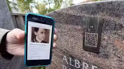 gRABSTEIN MIT QR_Code.avif