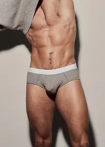 Capture_d_ecran_2026-01-15_a_10.26.51_Akinom_underwear.webp