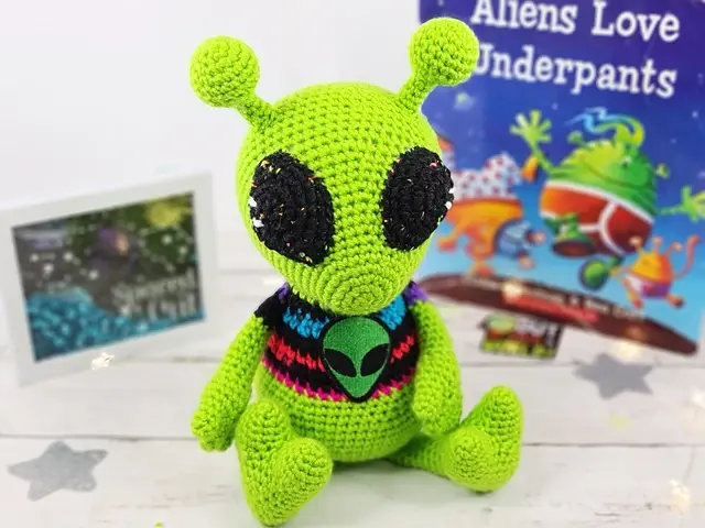 Thumbnail: Alien Crochet Pattern