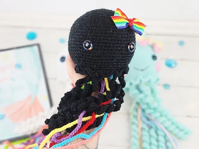 Thumbnail: Jellyfish Crochet Pattern