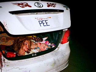 Devon Again's Debut EP "PEE" Is Golden