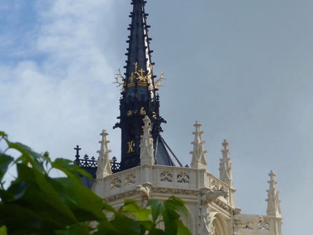 La chapelle Saint-Hubert du château d’Amboise, entre dentelle de pierre gothique et dorures contemporaines