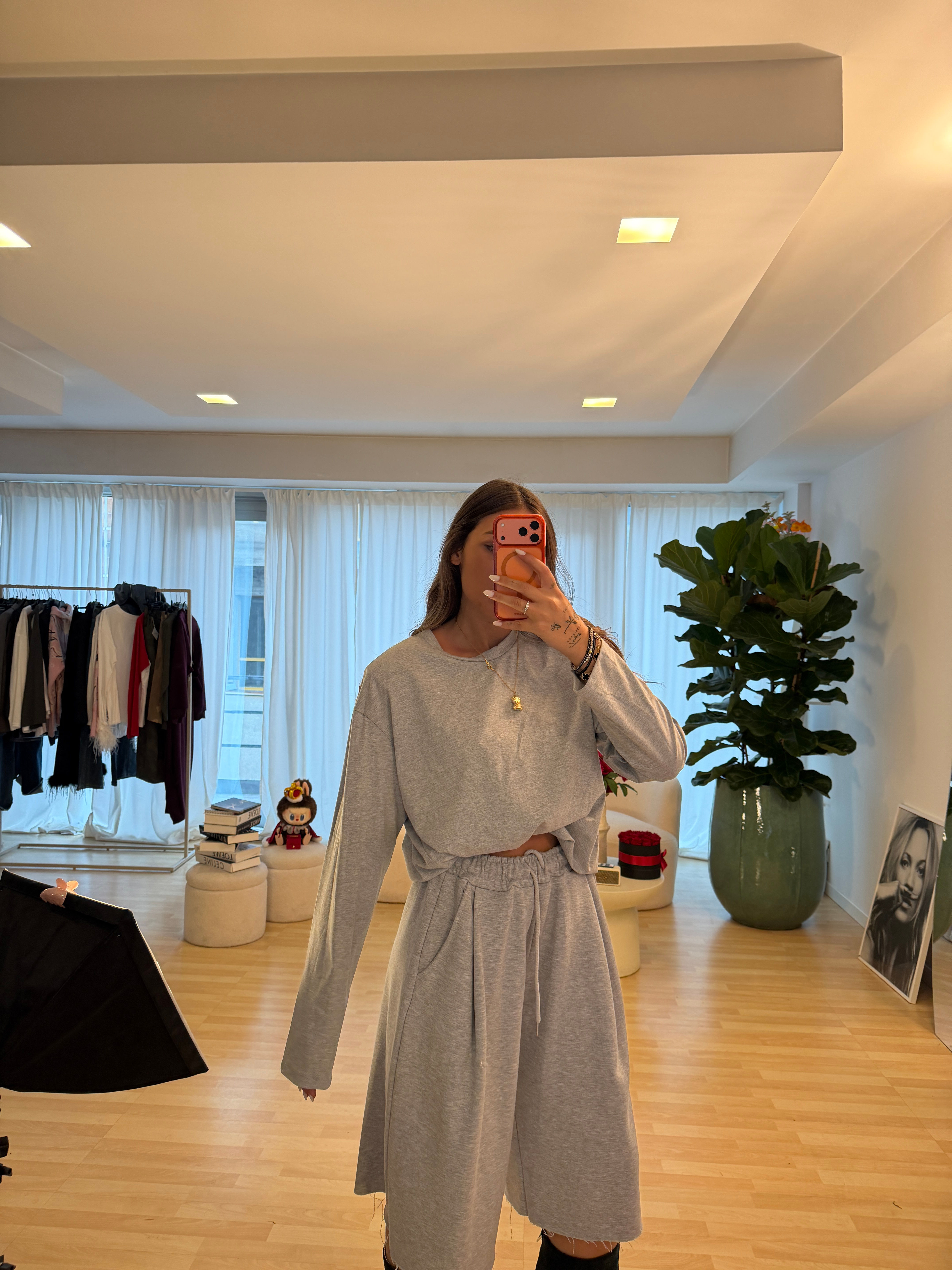 Maglia spallina imbottita 