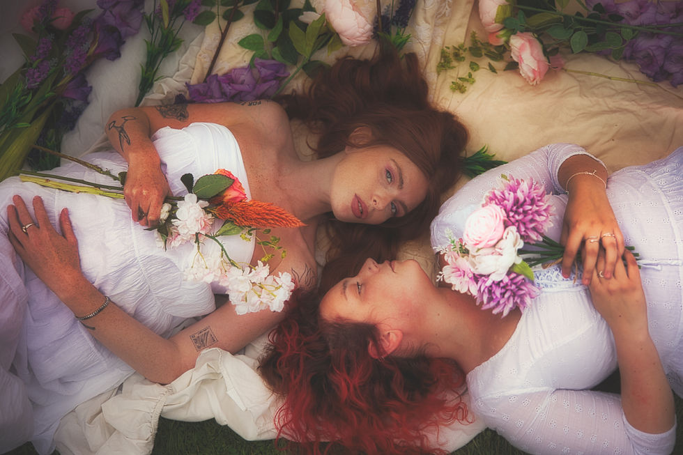 Amongst the Floweres (19)