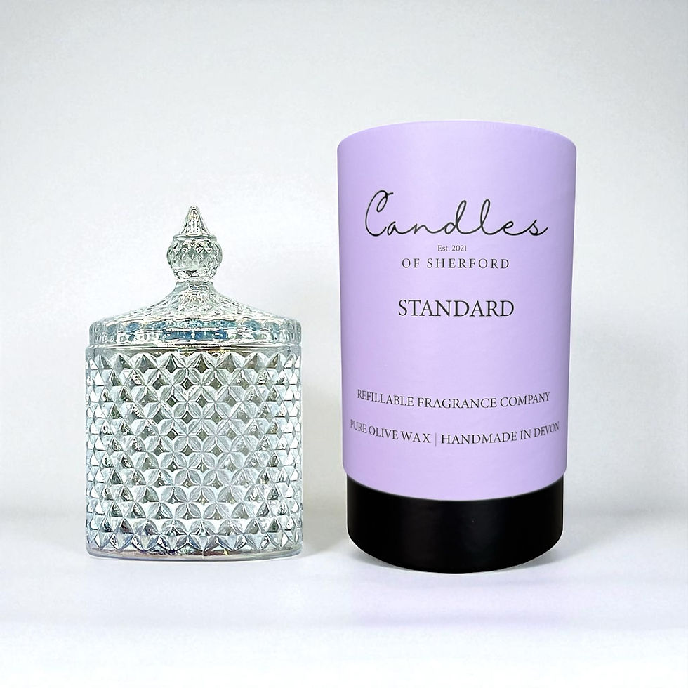 Thumbnail: Pearl Standard Signature Candle