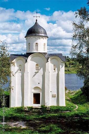 Георгиевская церковь в Старой Ладоге . 1