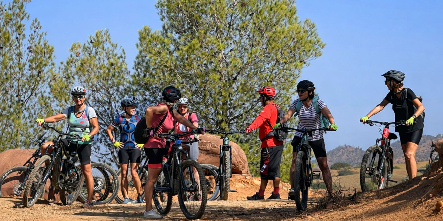 Aventure en vélo électrique et trottinette tout-terrain à Lalla Takerkoust – repas inclus au cœur de la nature