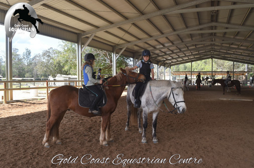 TR friends D and P 140819 (10).jpg