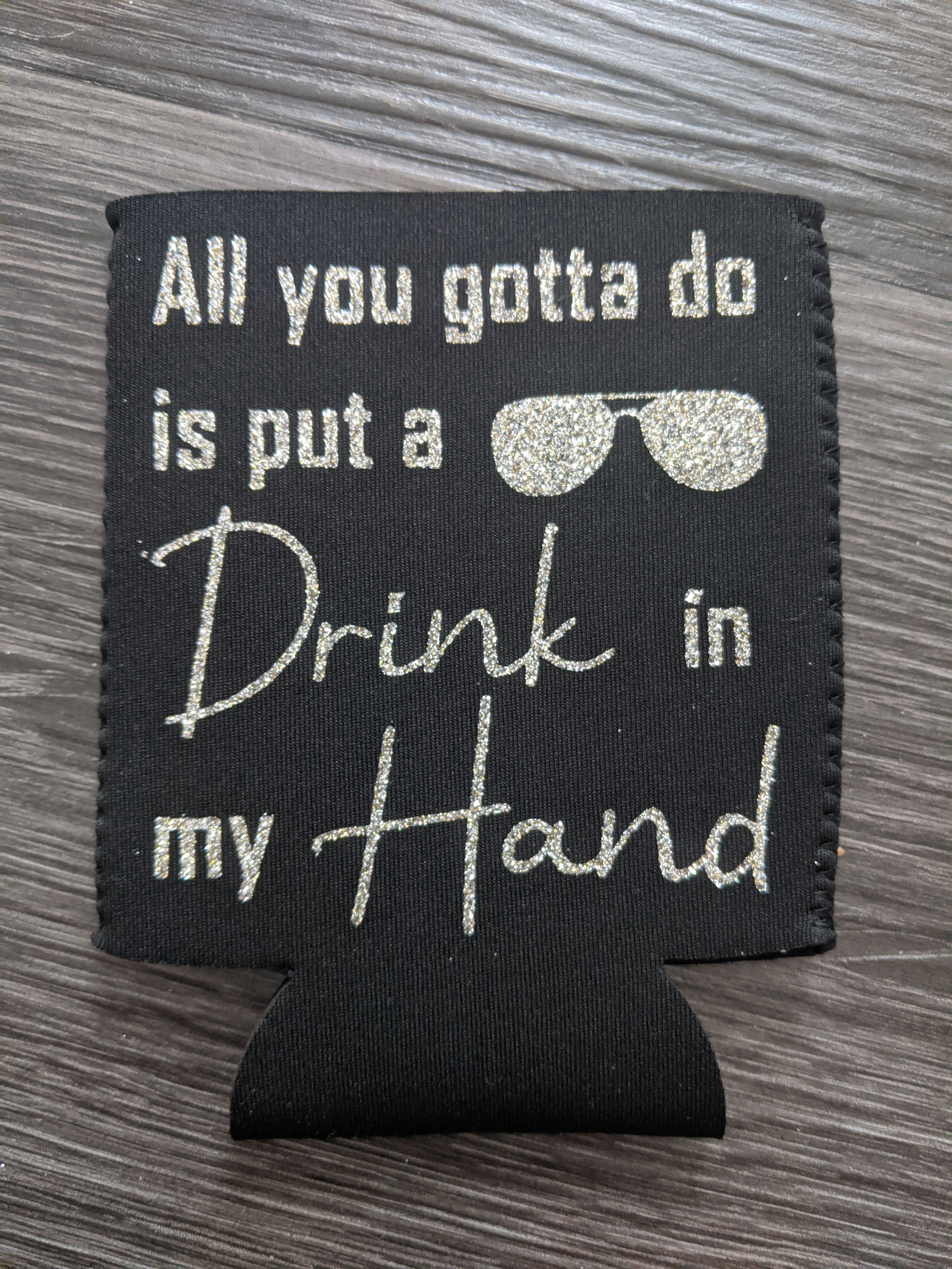 Drink in My Hand Can Coolie