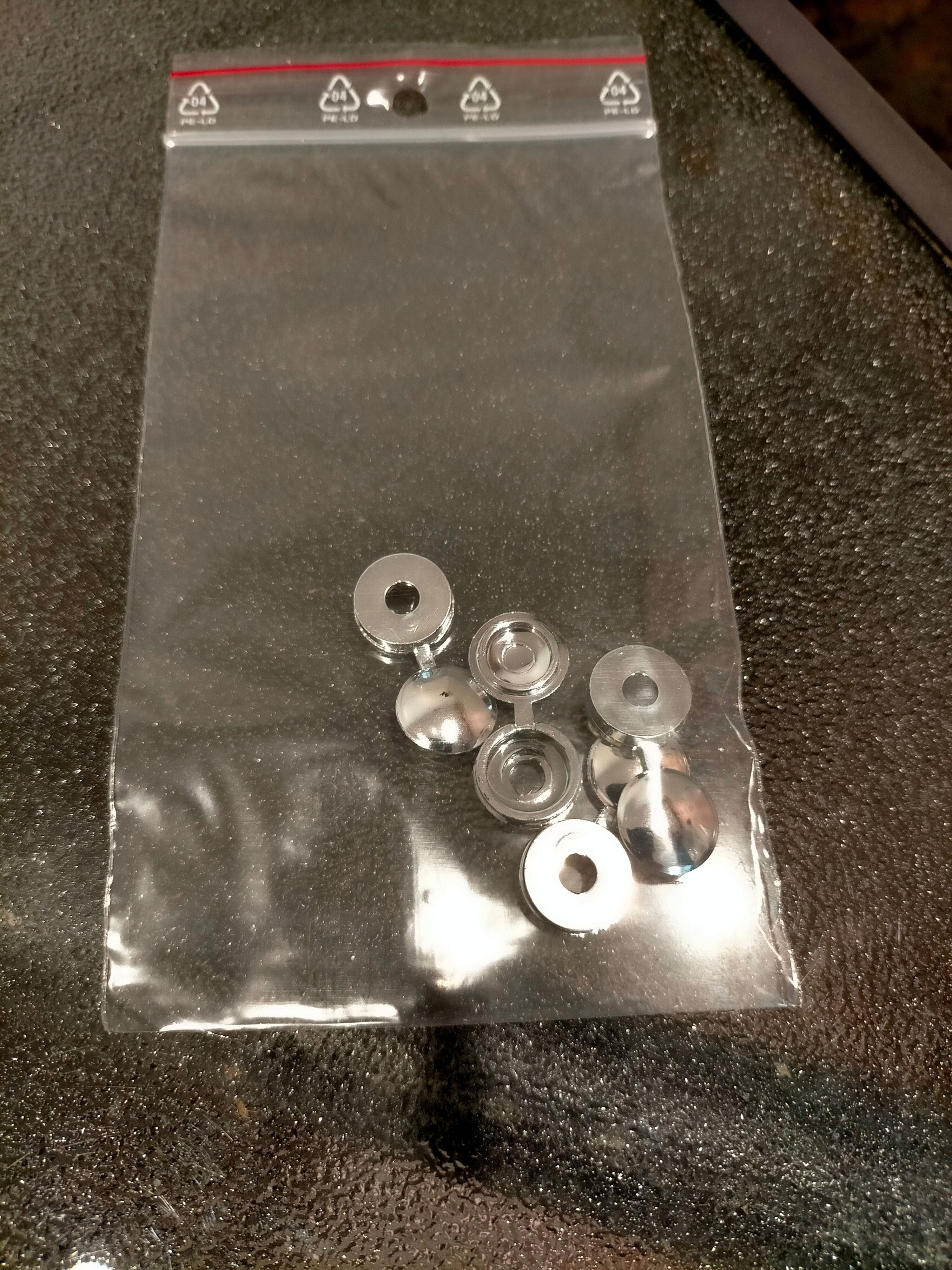 Snap Cap - Chrome - Large Hinged