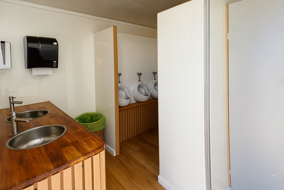 Manhattan - Interior 3