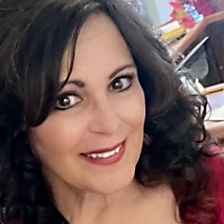 Reliable experienced hair stylist