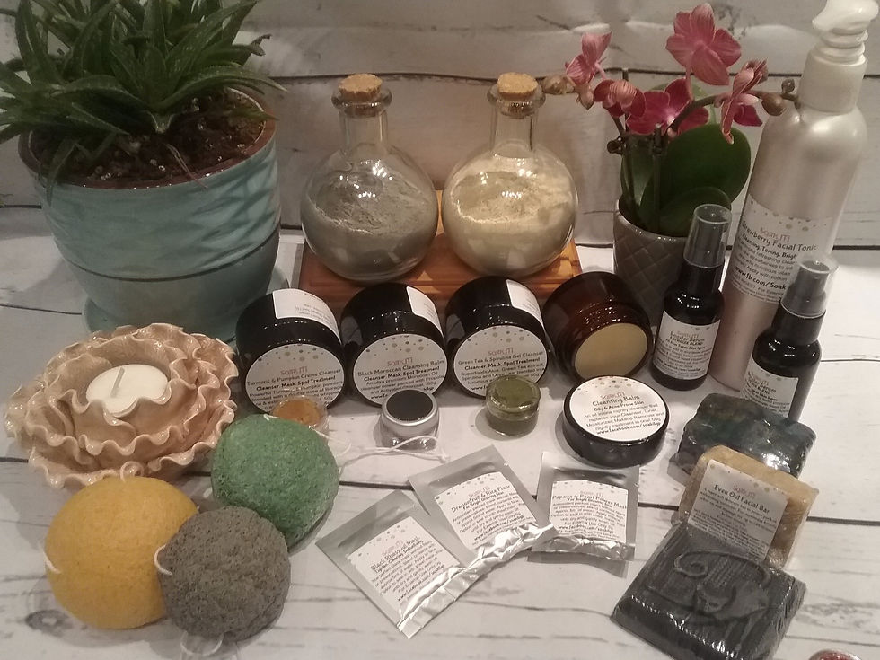 Thumbnail: Green Tea & Spirulina Gel Cleanser