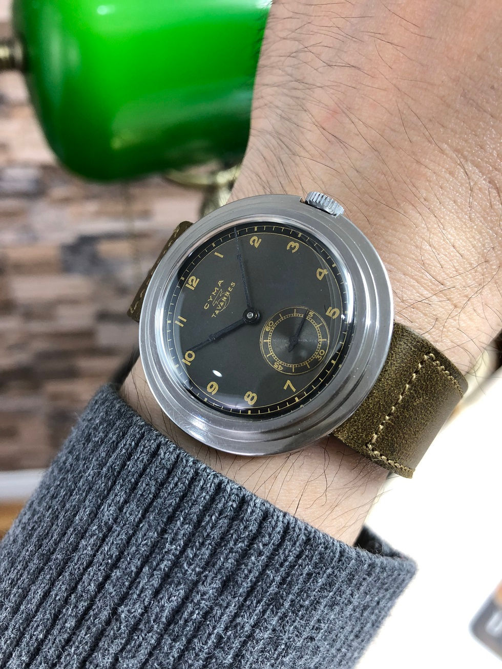Thumbnail: 1940s Cyma Tavannes Disco Volante UFO