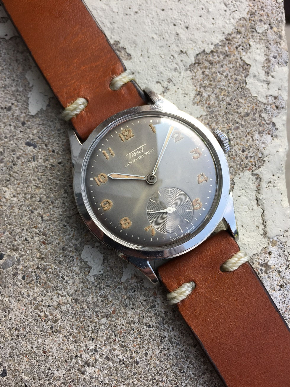 1951 RARE VINTAGE TISSOT SUB SEC WATCH