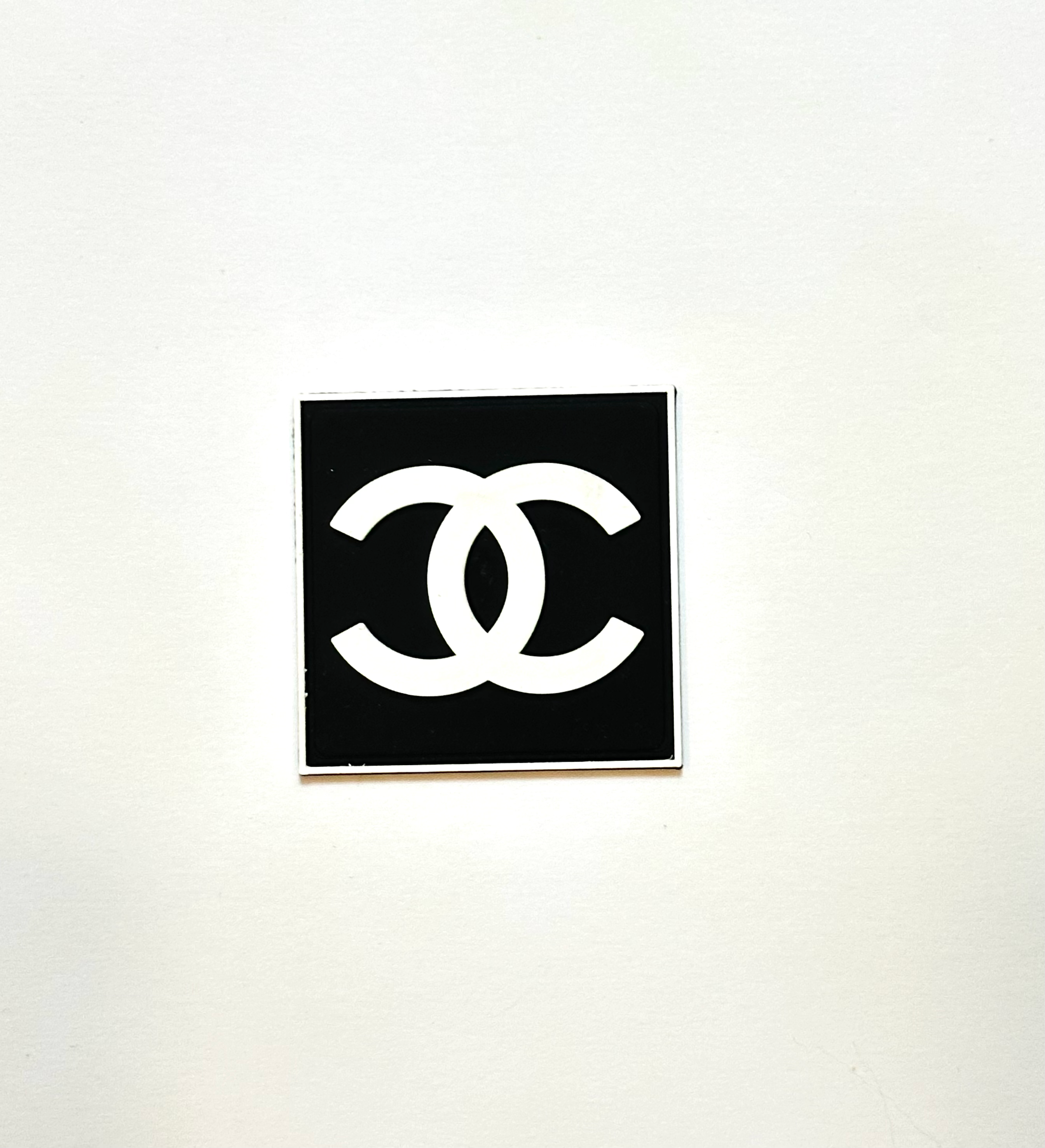 Пришивні гумові патчі 5*5см об’ємні колір чорний логотип Chanel
