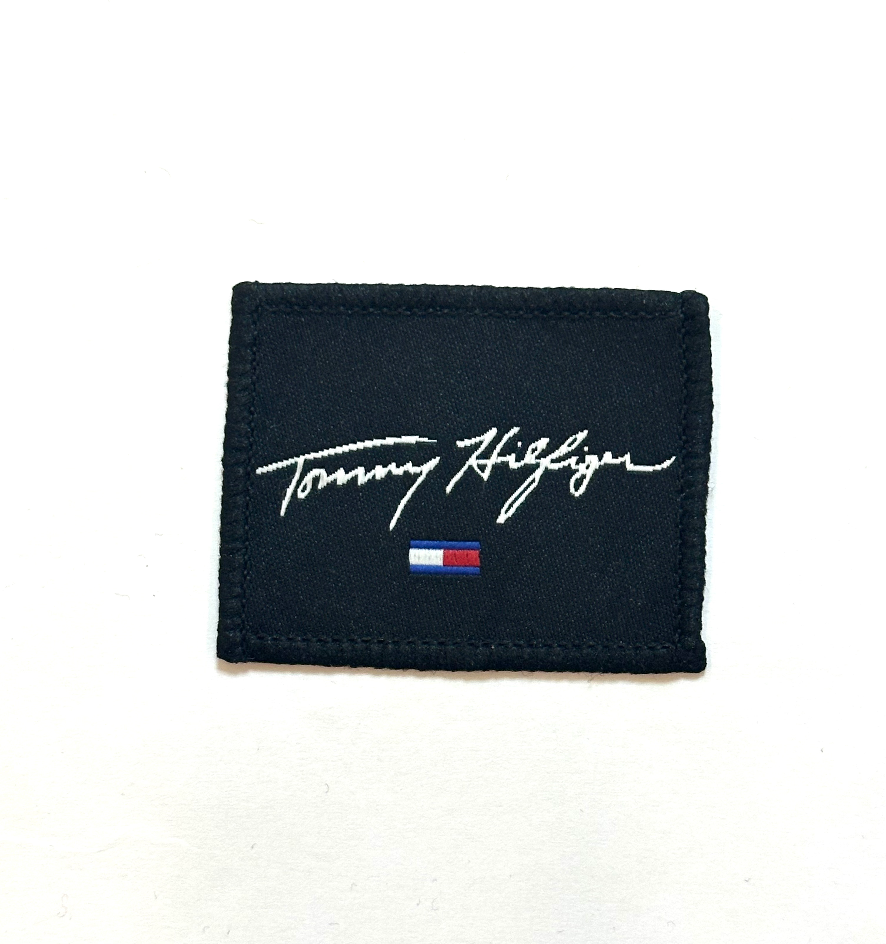 Пришивна вишита лейба 5*4см логотип Tommy Hilfiger 