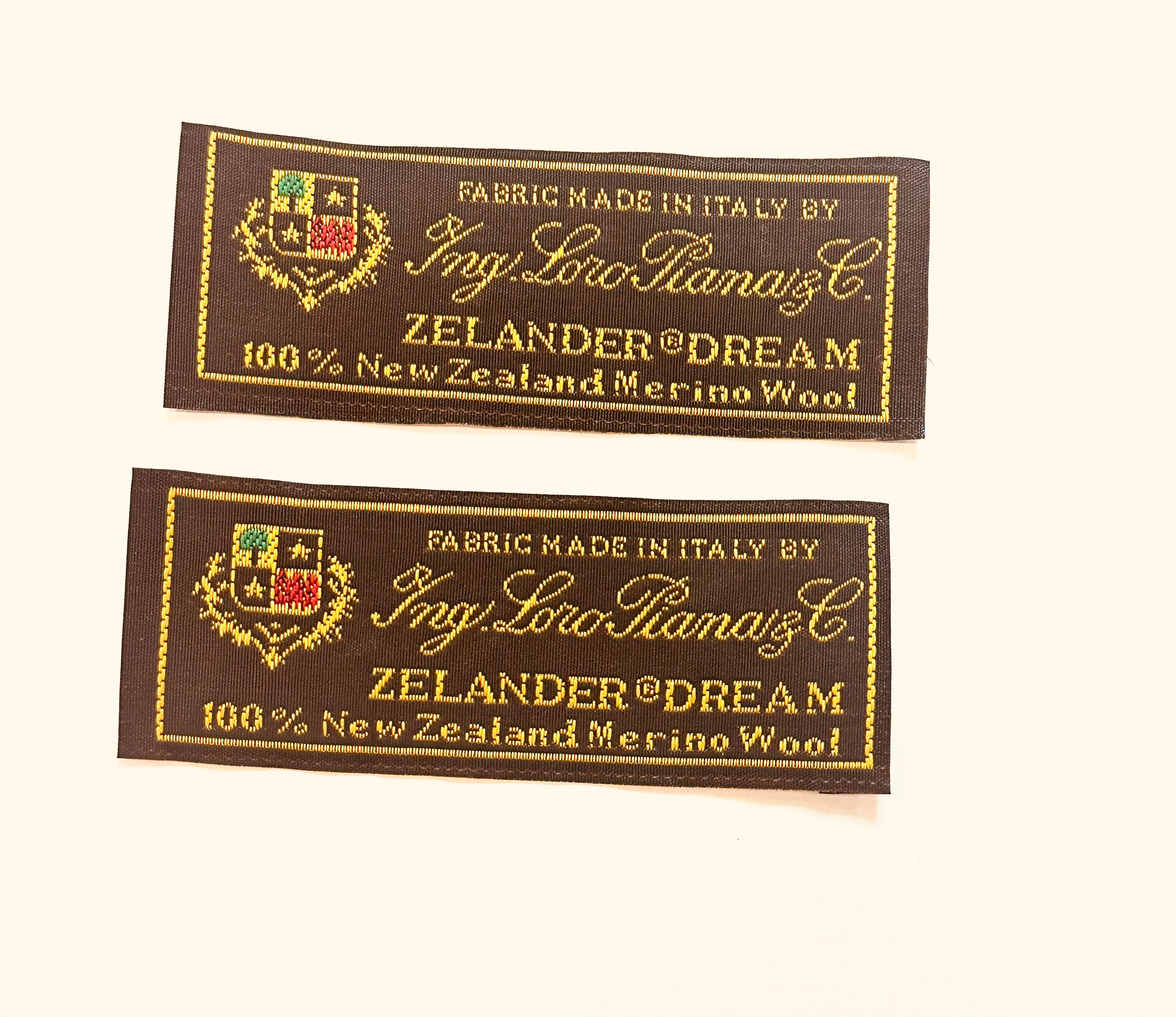 Лейба жакард 8.4*3.1см колір коричневий з логотипом Loro Piana