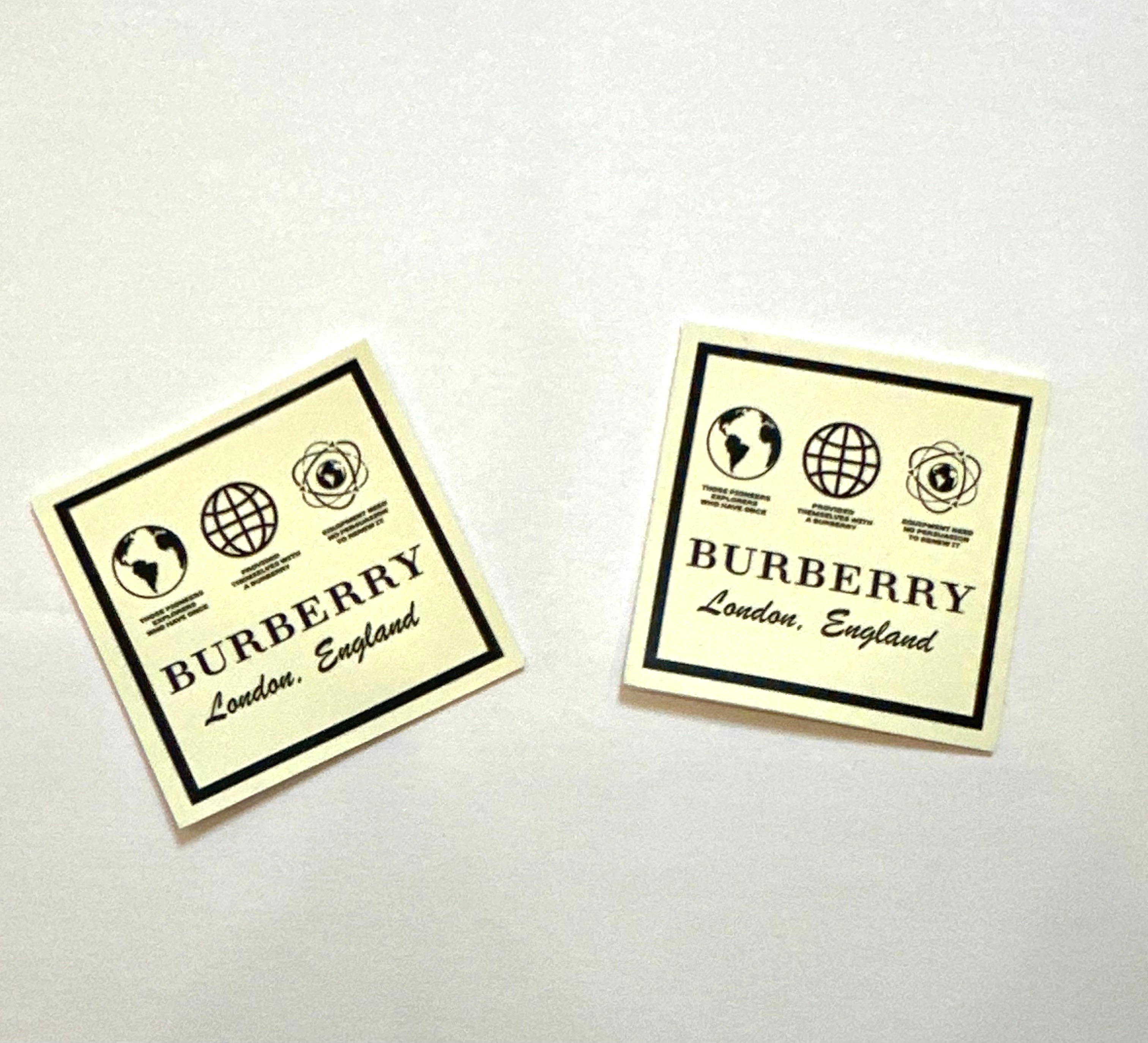 Гумові термо-патчі 5*5см колір беж логотип Burberry