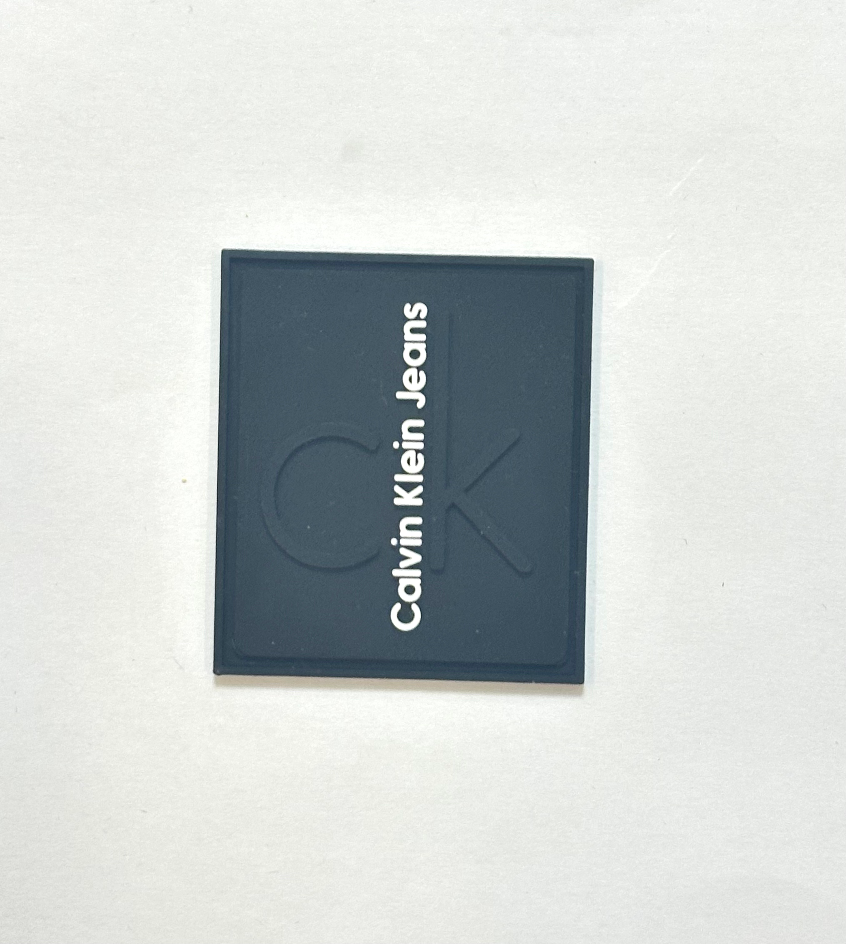 Гумова пришивна лейба 4*4.5см логотип Calvin Klein