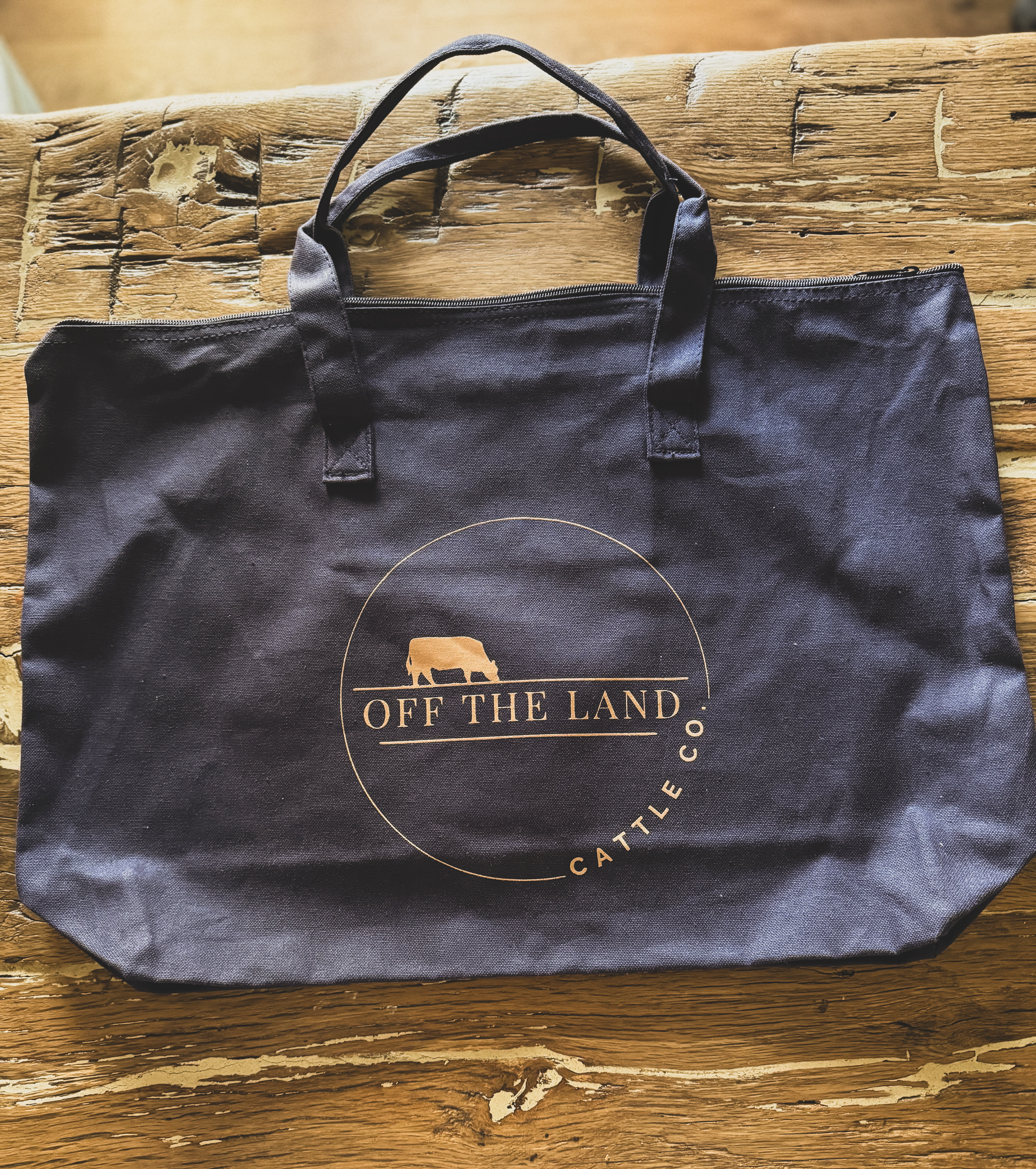 Off the Land tote with zipper