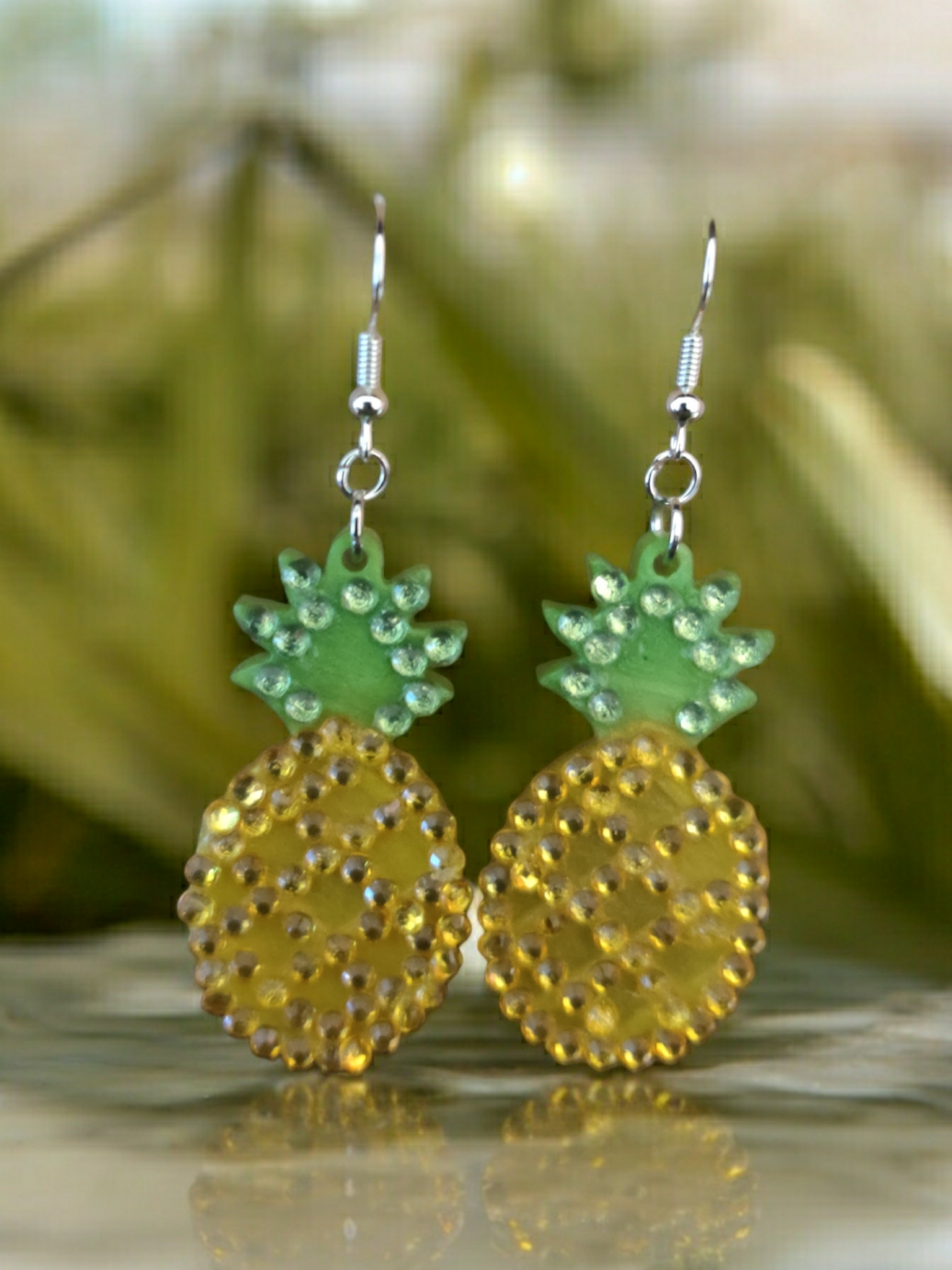 Pineapple With Glam
