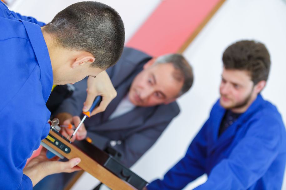 door locksmith apprentices.jpg