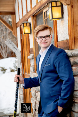 047 Grad  Photographer