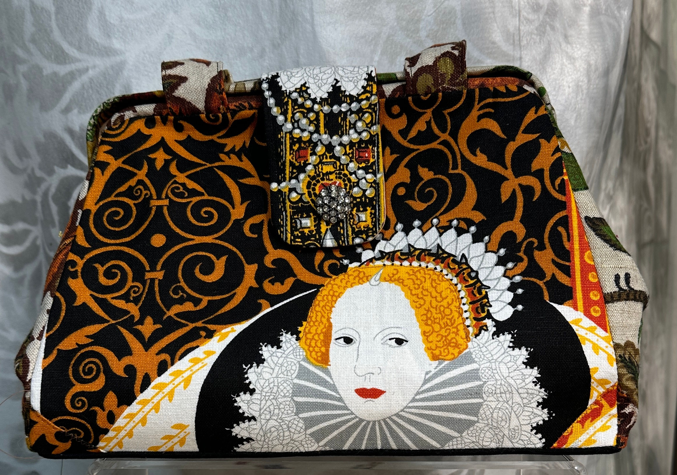 Queen Elizabeth tea towel Evelyn bag