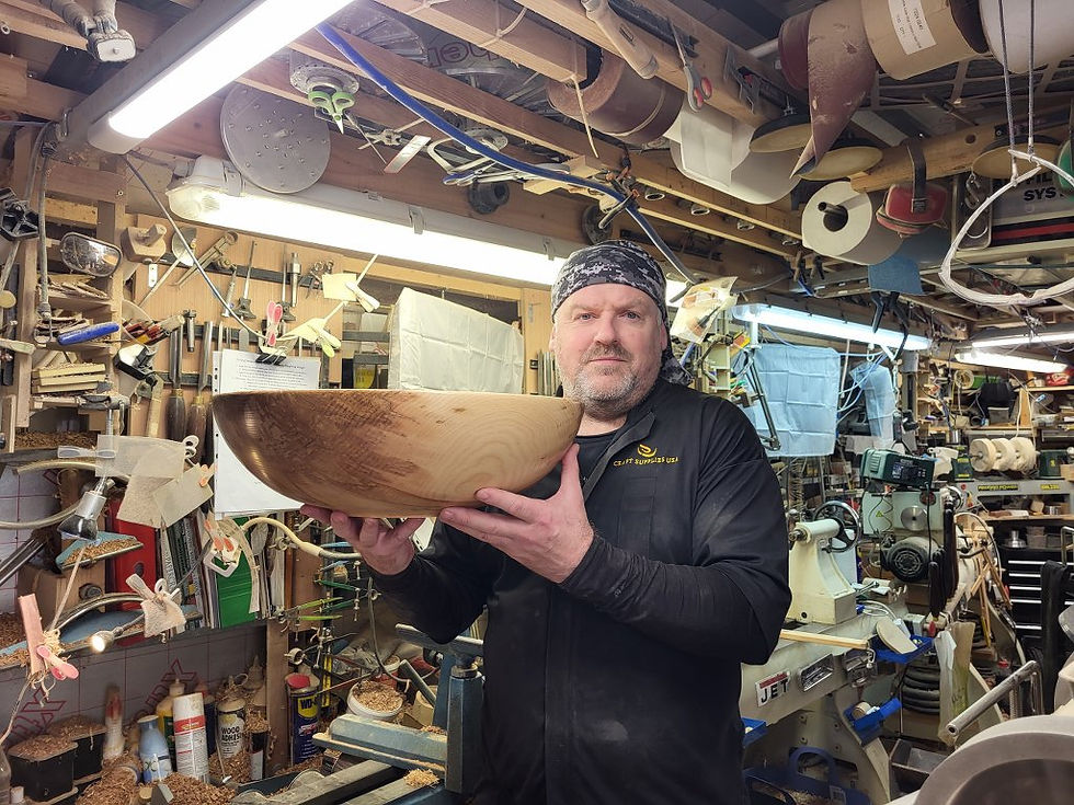 Thumbnail: Food-Safe bowl in Beaufort Ash