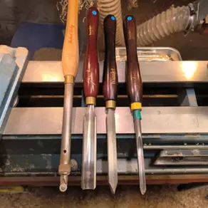 Carbide Tools vs Traditional Woodturning Tools: What Should Beginners Buy?