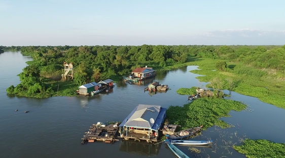 Aerial of Tonlae sap. Behind the scenes of BBC Media Action climate change film .Stephen Rae Director. Cambodia