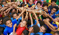 Kids with the Pacific Baton relay in PNG