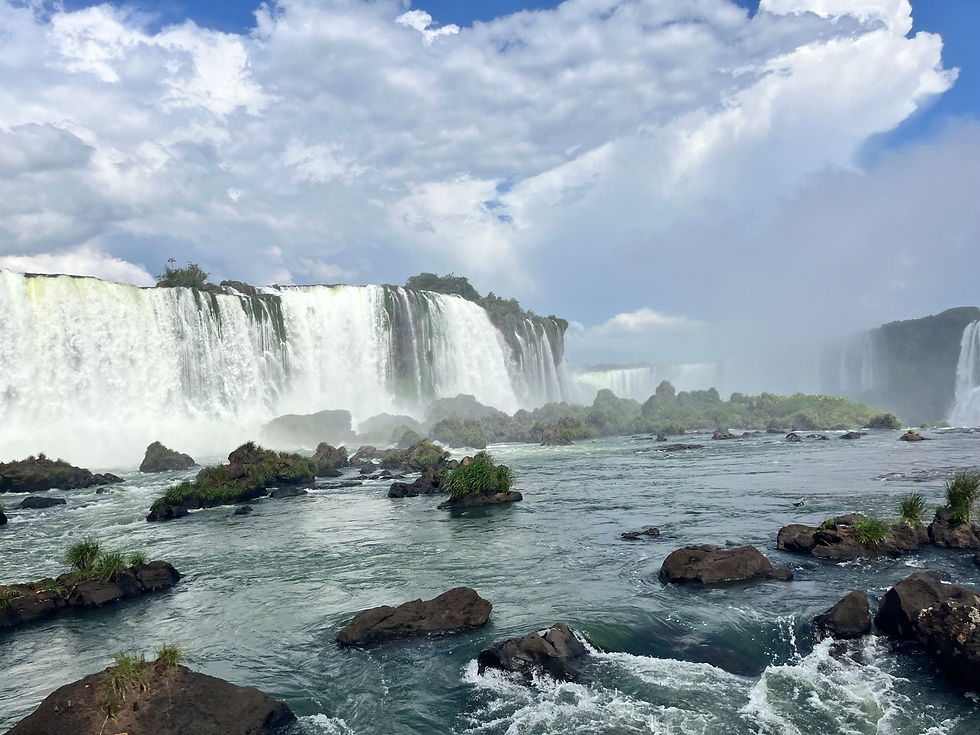 A picture of the beautiful waterfalls on the Brazil side of Iguazu