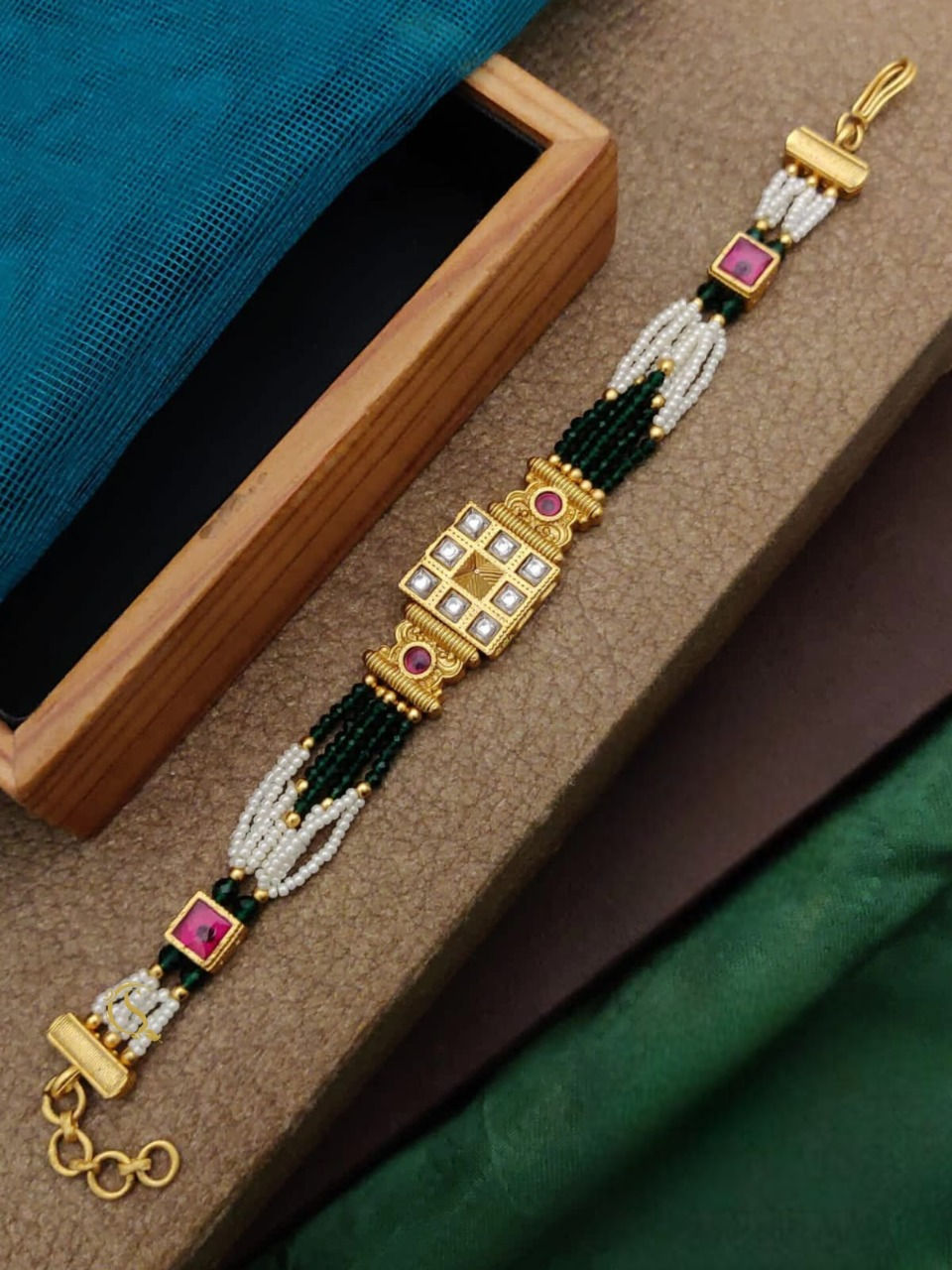 Lugaai Antique Bracelet