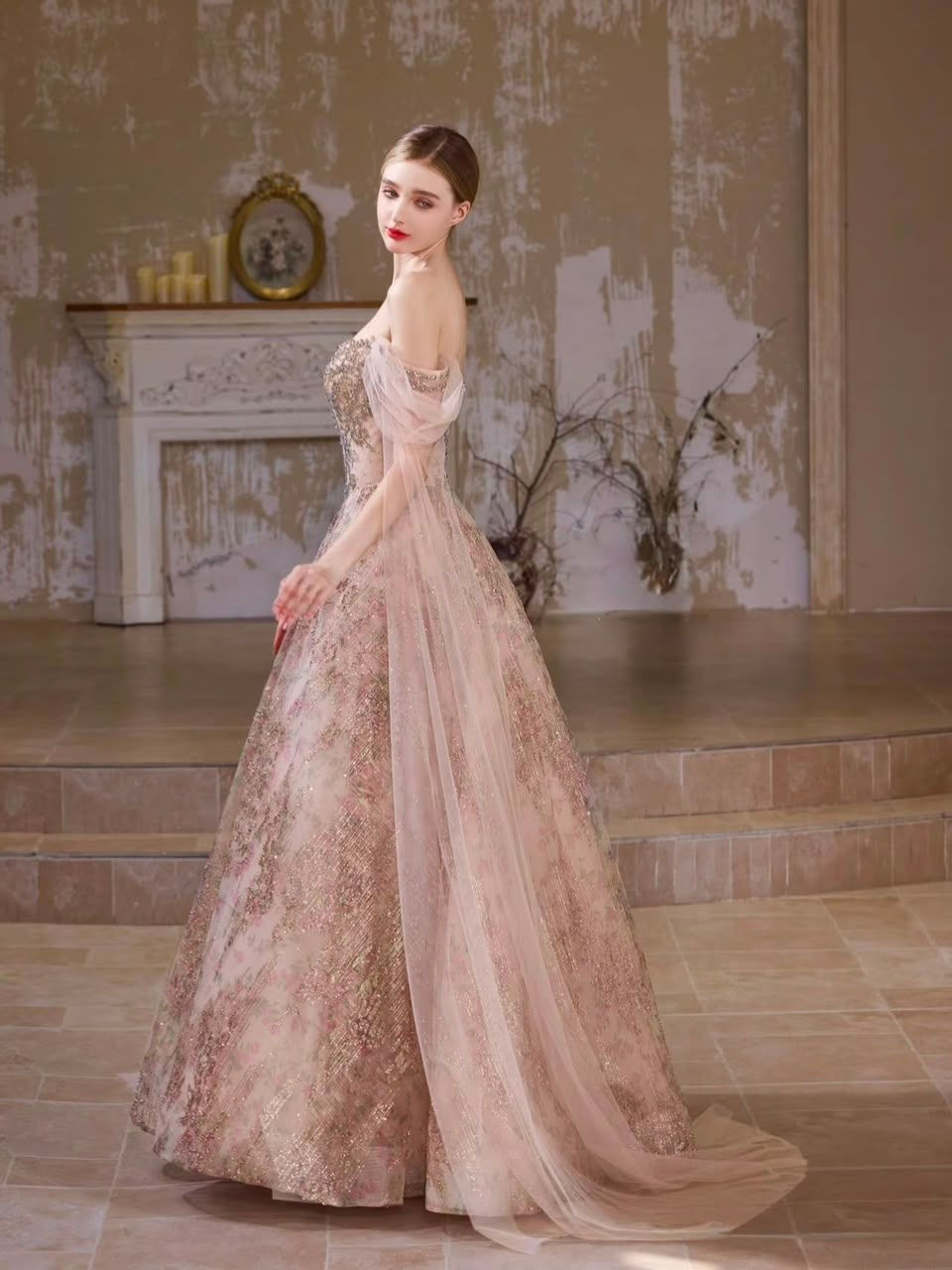 Thumbnail: XJ 小半湾 Banwan Blush Ballgown