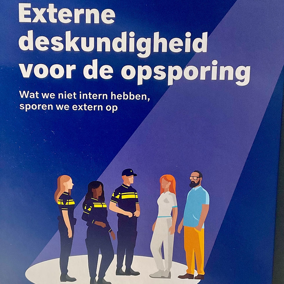 De Landelijke Deskundigheidsmakelaar (LDM) vervult al twee decennia een cruciale rol binnen het Nederlandse veiligheidslandschap. Dit unieke register brengt meer dan 300 specialistische deskundigen samen die ondersteuning bieden aan opsporingsdiensten en de rechterlijke macht door heel Nederland. Wanneer politie of justitie specifieke vakkennis nodig heeft die niet intern beschikbaar is, zorgt de LDM voor de juiste match met externe expertise.