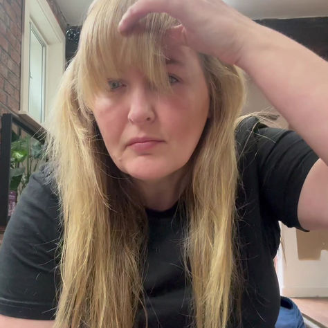 How to Cut a Winged 70’s Fringe