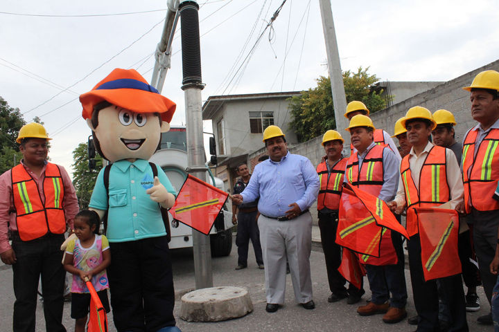 Inicia Raúl Tadeo Nava Programa Municipal de Limpieza de Red de Alcantarillado