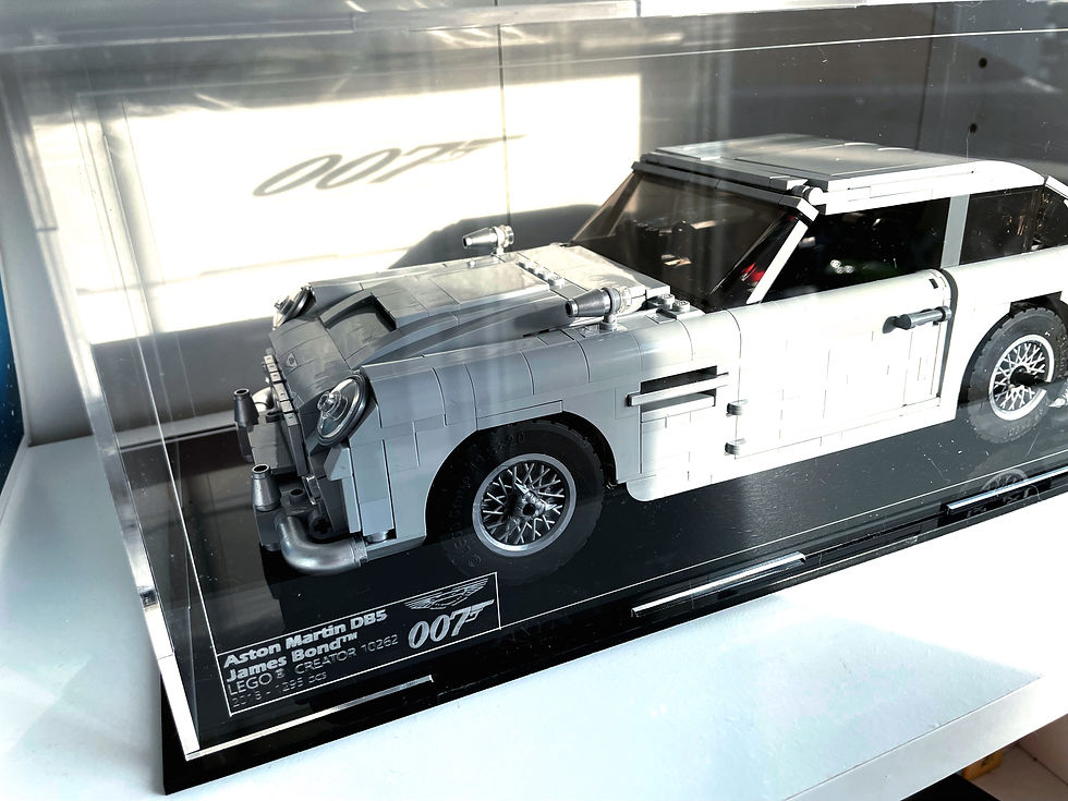 Miniature : Vitrine Plexiglas pour LEGO® 10262 Aston Martin DB5 (non inclus)