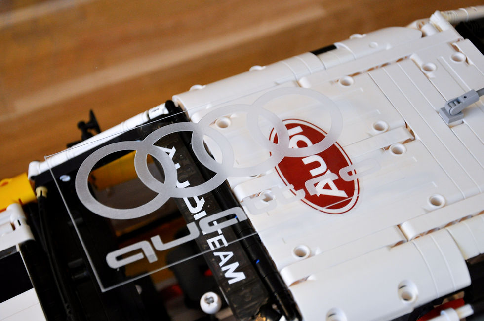 Miniature : Vitrine Plexiglas pour COLLECTOR® YC23043 AUDI S1 QUATTRO (non inclus)