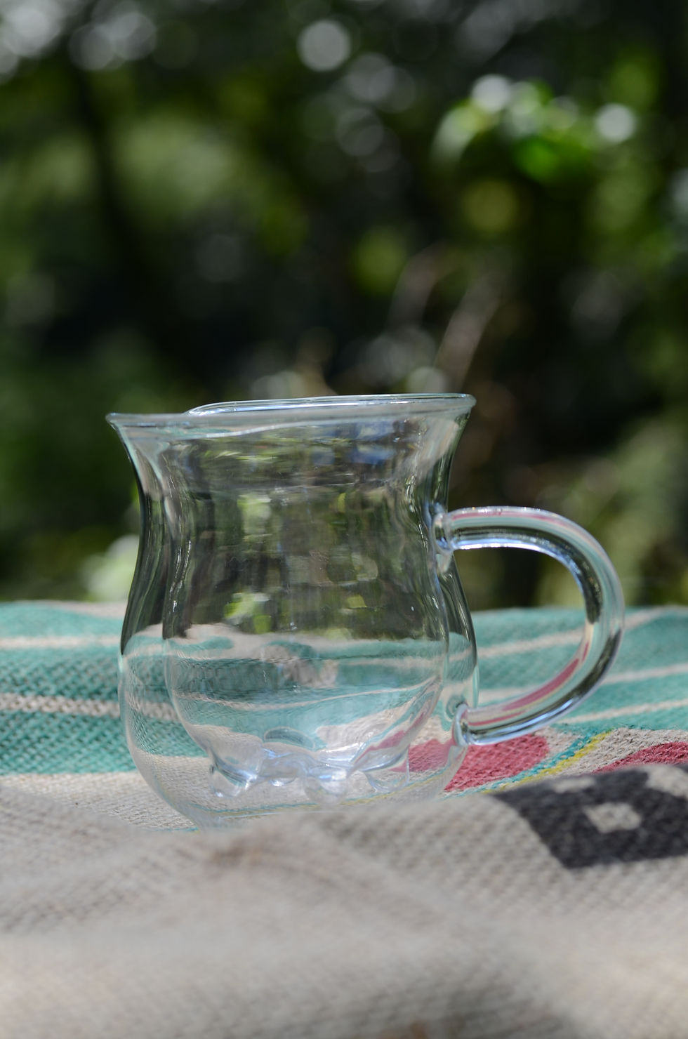 Miniatura: Jarra em formato de tetas de vaca