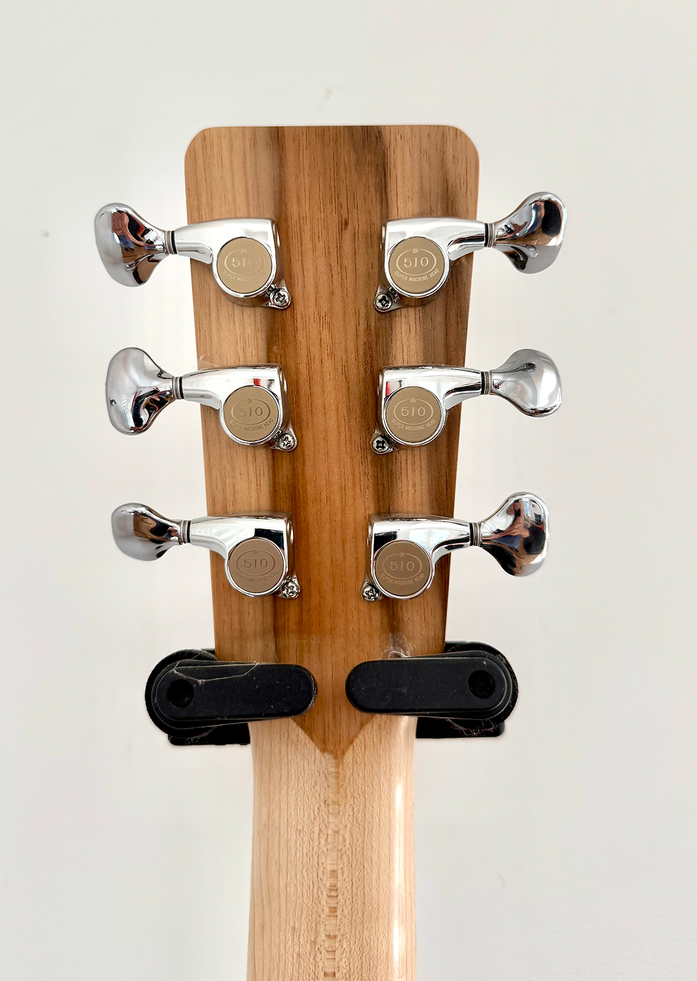 Thumbnail: Acoustic Guitar in Flame Maple