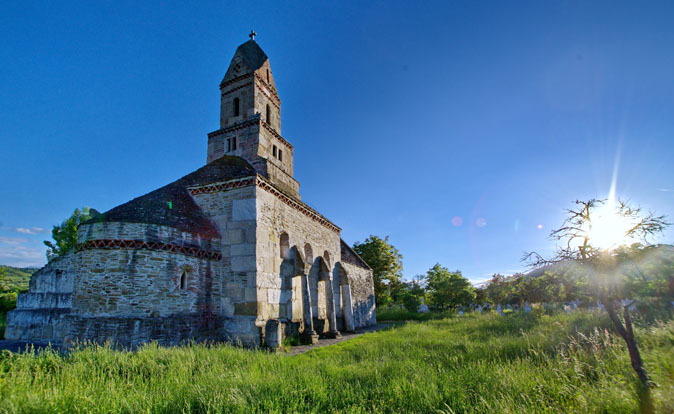 Descopera Hunedoara Biserica Din Densus