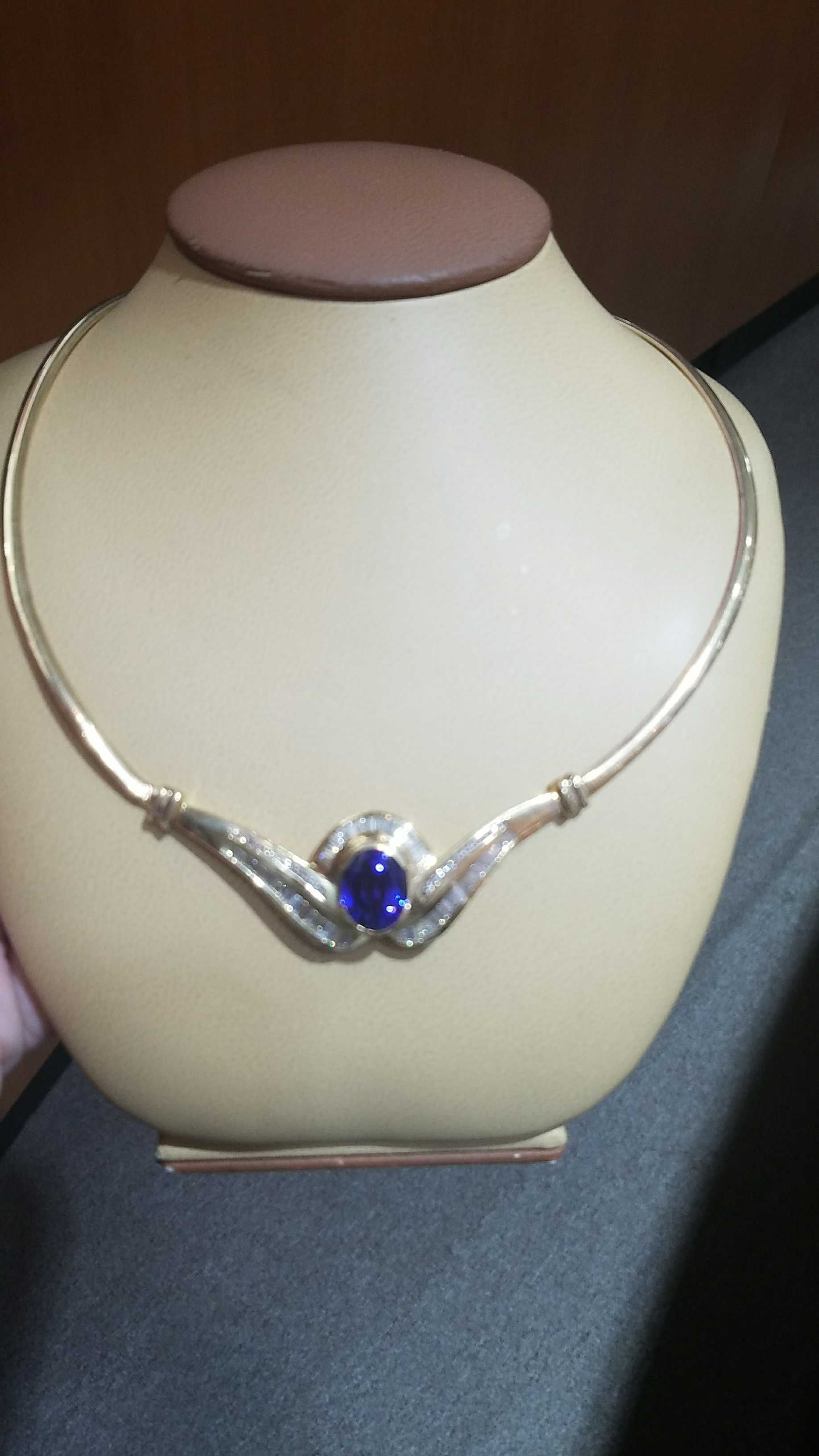 LADIES TANZANITE & DIAMOND NECKLACE