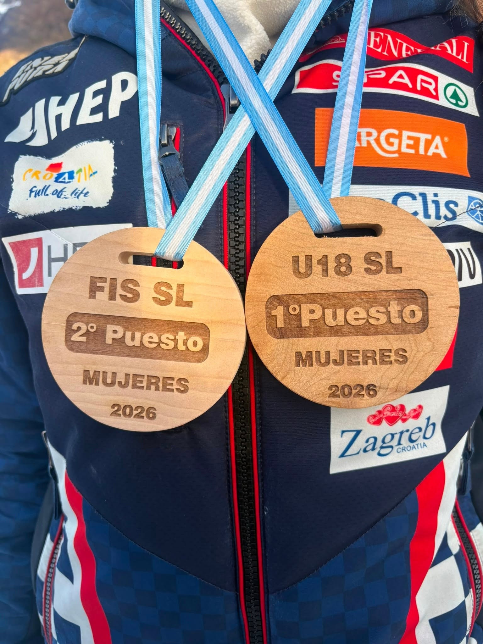 FIS debi u Argentini: Kim druga, Kika četvrta