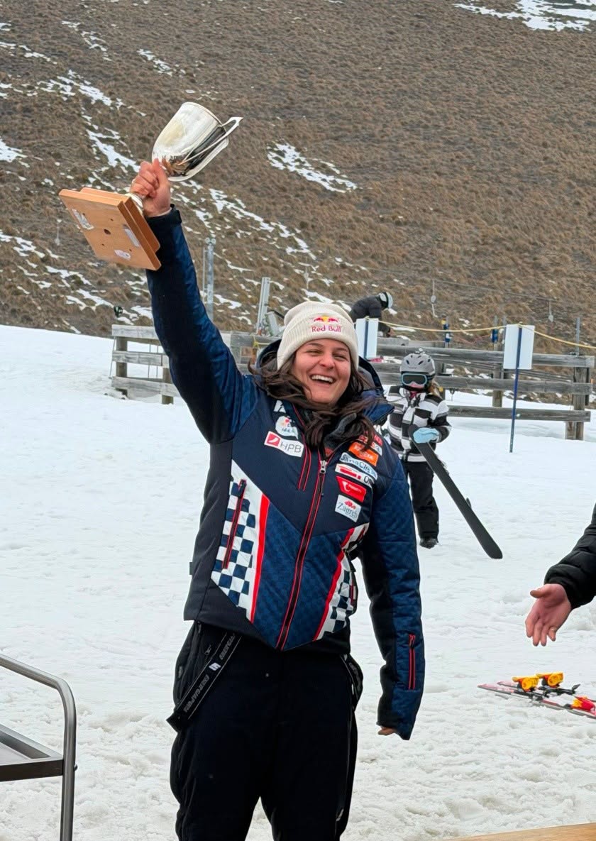 Zrinka pobjednica memorijalnog veleslaloma na Roundhillu